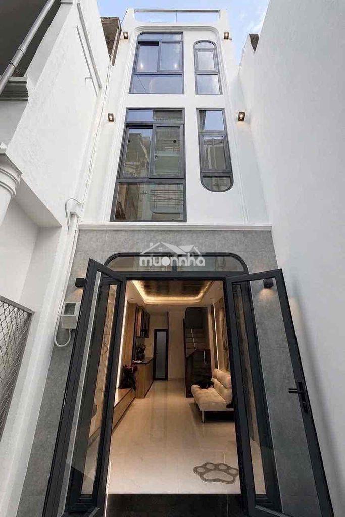Nhà mới 100% dọn vào ở ngay