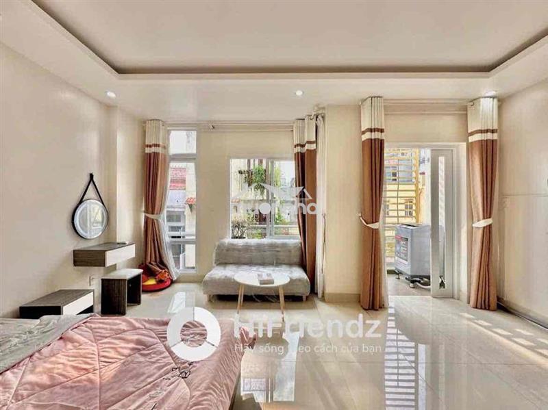 Căn hộ thoáng mát ngay etown cộng hòa