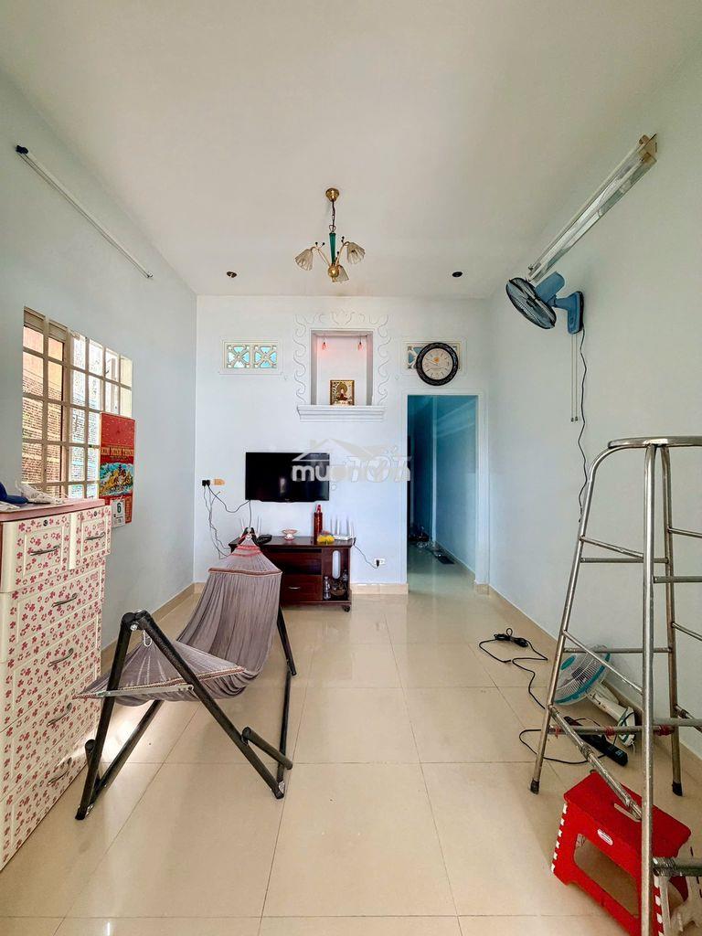 Nhà nguyên căn hóc môn 2pn - full nội thất cơ bản -  vào ở ngay - 3