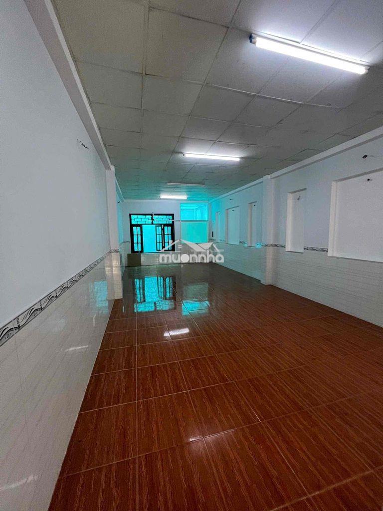 Cho thuê nhà h8m khu bàu cát tân bình. dt: 4m7 x 20m 3 tầng giá 26tr - 4
