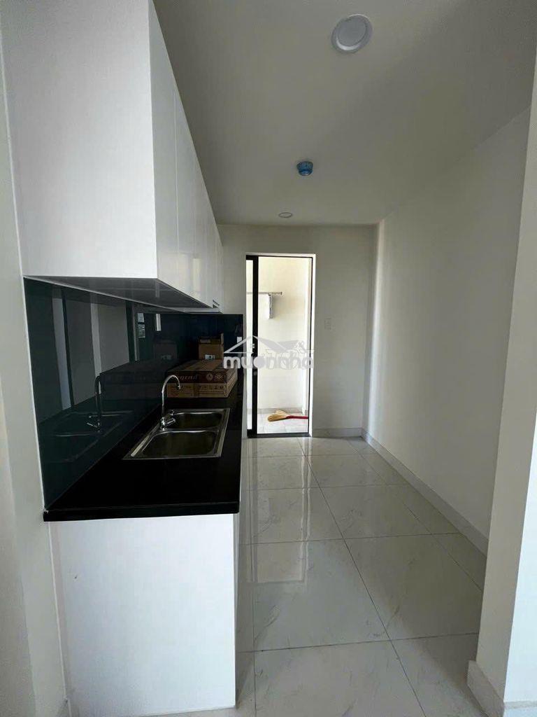 Bán căn hộ 60.8m2 , 2 phòng ngủ 2 vệ sinh, nội thất đầy đủ,green river - 3