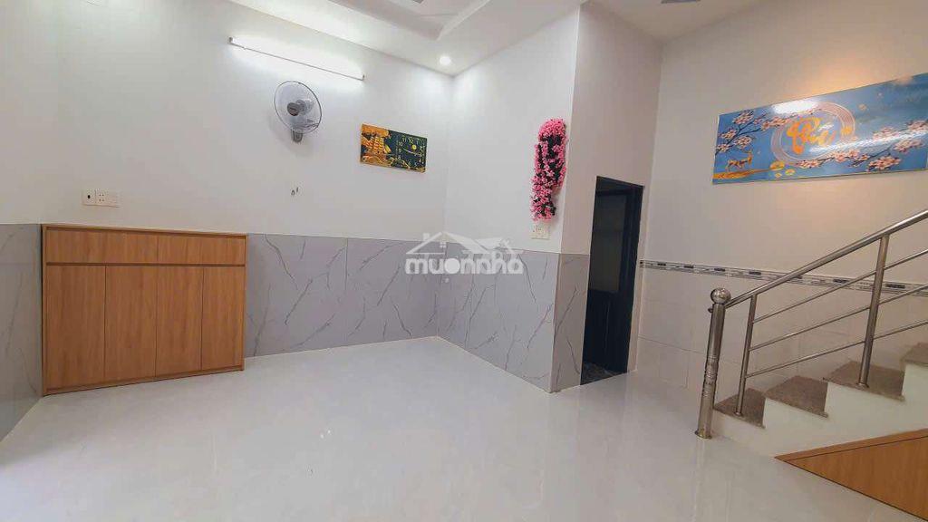 Ngày đúc thật sàn btct, ngay chợ hiệp thành quận 12 - 2