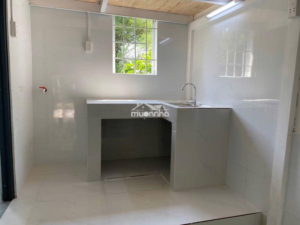 Nhà mới 99% ở linh trung giá 590 tr - 2