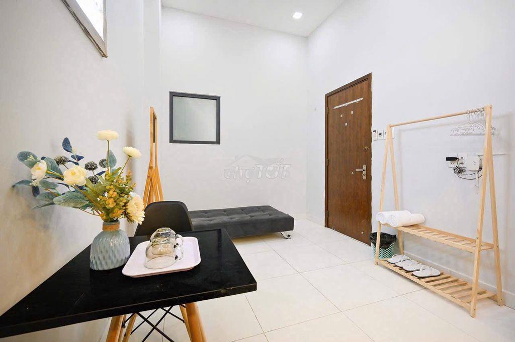 Cho thuê căn hộ cao cấp - full nội thất - 10p di chuyển q1, q4 - 4