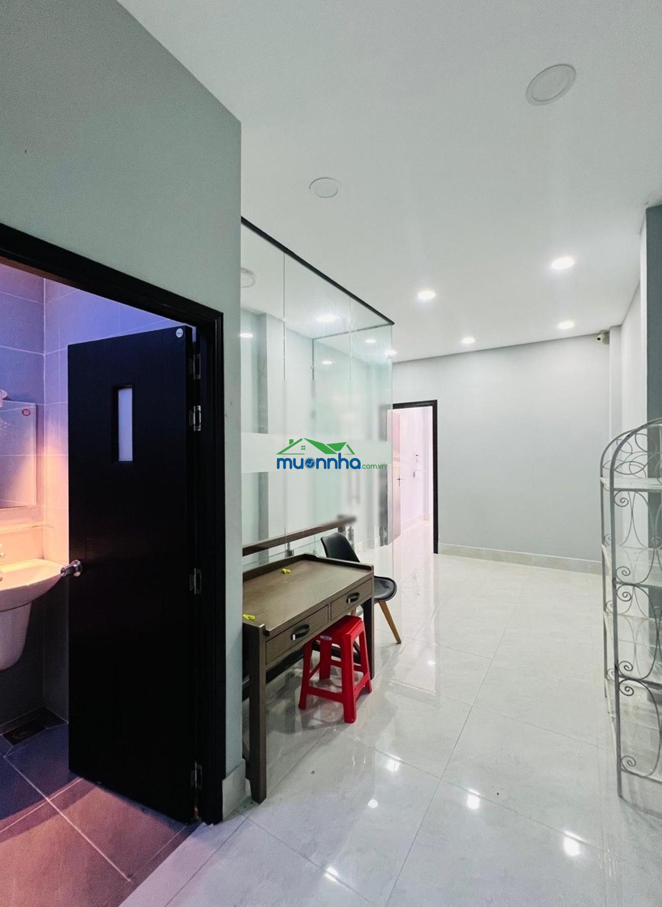* Bán nhà hẻm 8m minh phụng quận 11 ( 34m2 - 2 tầng ) * 6.99 tỉ * nhà 1 trệt 1 lầu .....ban công - 3