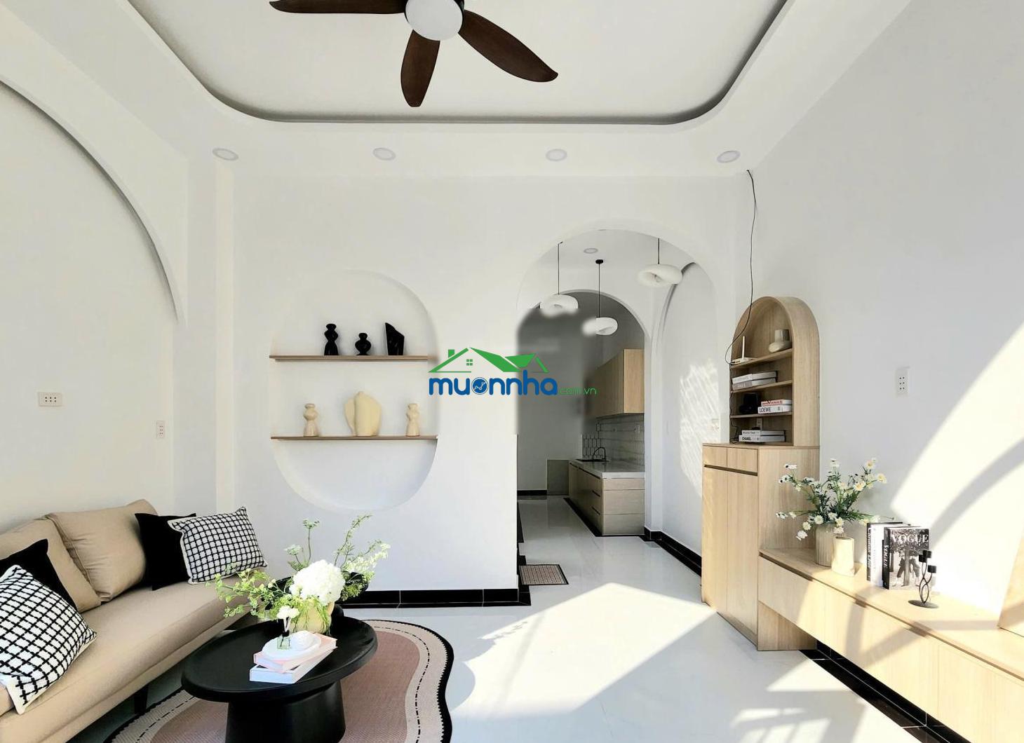 Chính chủ cần bán gấp hạ giá còn 5,4 tỷ nhà mới 100% 50m 4pn gần khu biệt thự, cô - 2