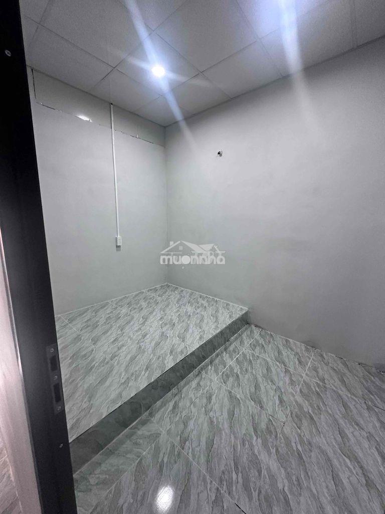 Nhà mới sửa xong siêu đẹp giá cực rẻ - 3