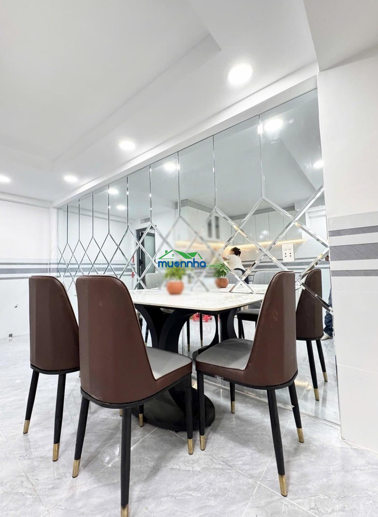 3 tầng, gần đường 26/3 (bhh..b.tân) - nhỉnh 5 tỏi, hẻm nhựa xe hơi thông, dt 4 x 12,5m - 2