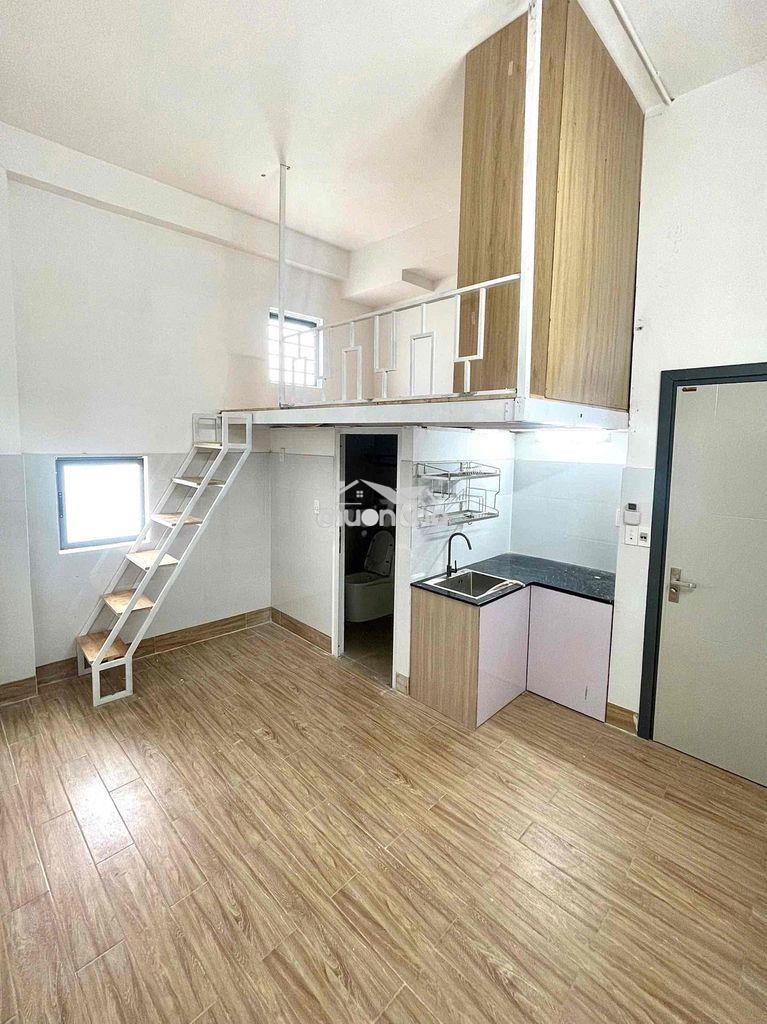 Phòng cửa sổ trời gần đh công thương giá chỉ 3trx