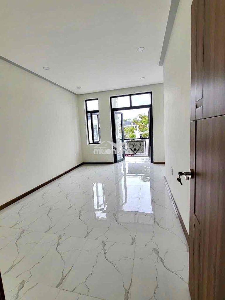 Nhà lầu trệt tân phước khánh, tân uyên, 2p ngủ,đường 7m đậu ô tô ok - 3