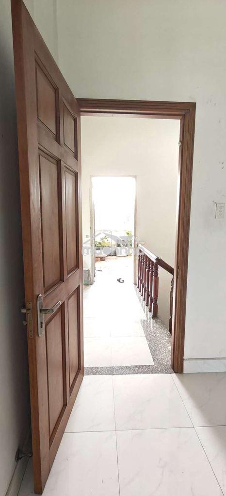 Nhà 3 tầng . đất 72m2 . sát mặt tiền phường an phú đông.. chỉ 4,25 tỷ - 2