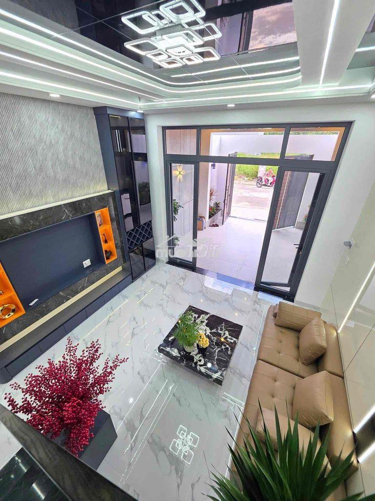Bán nhà mới hoàn thiện full nội thất như hình-sát kcn nam tân uyên - 2