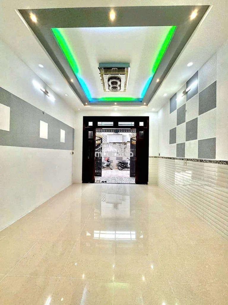 150/3 tân vĩnh hẻm xe hơi.dt.4x15m 2 lầu 3 phòng 3 máy lạnh 