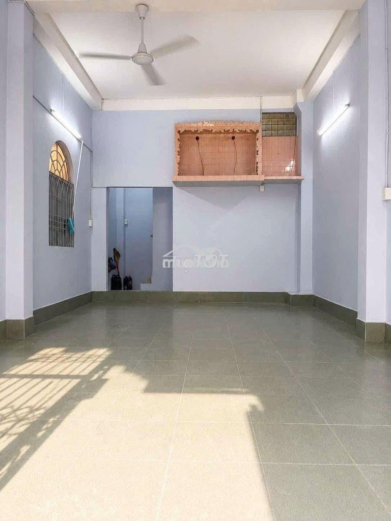 Cho thuê nhà nguyên căn hẻm xe tải lạc long quân - 2