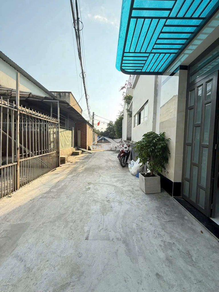 Hạ giá bán gấp nhà 1 trệt 1 lầu đường apd 12 phường an phú đông - 3