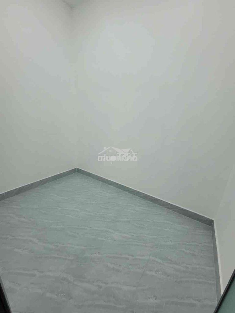 Nhà đẹp 2 tầng gần mặt tiền phạm văn bạch tân bình 36m2 chỉ 4,68 tỷ - 3