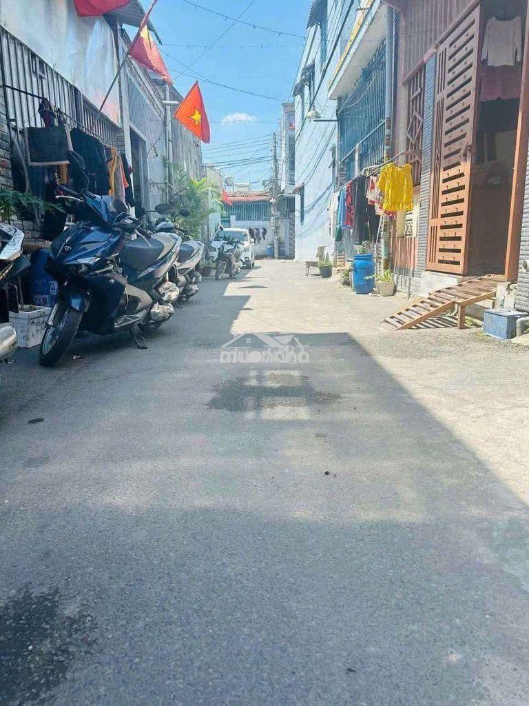 Nhà cấp 4 khu chỉnh trang đô thị gần chợ tân long - 2