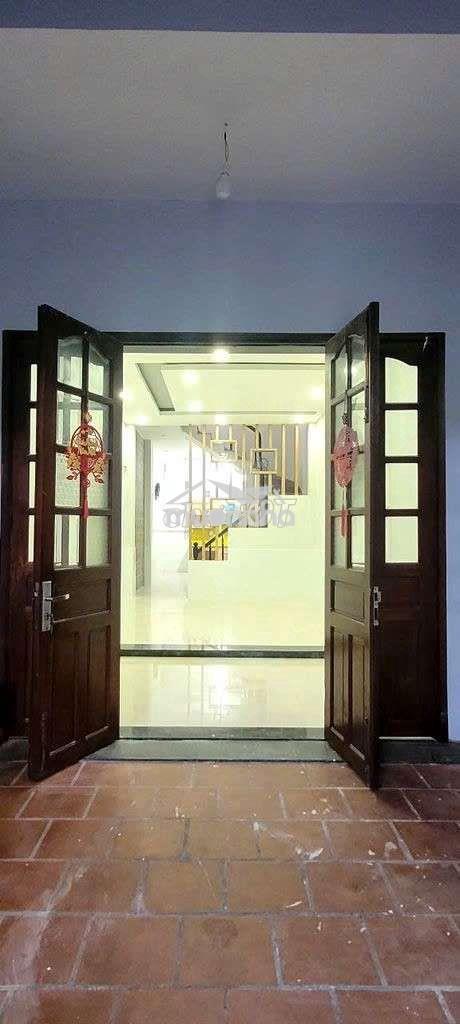 Cho thuê nhà rộng rãi xe tải thông  - 3