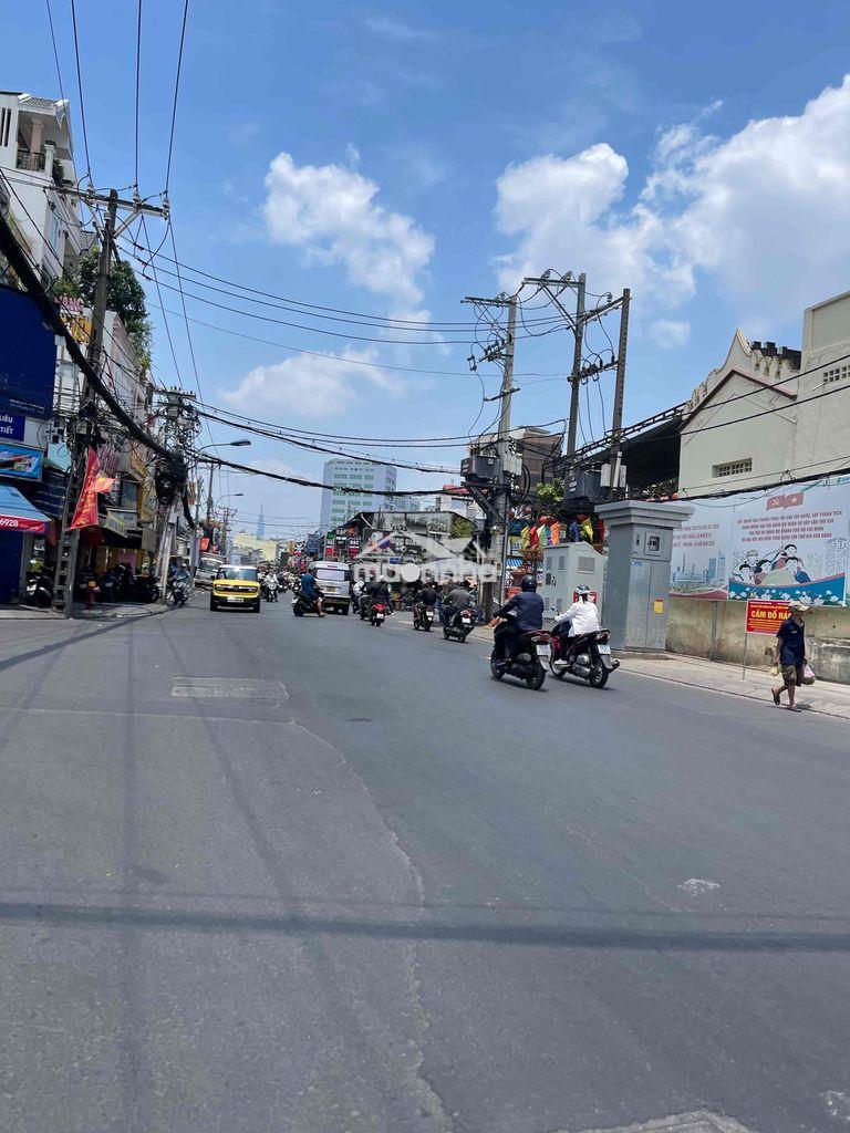 Nhà tân bình 52m2, hẻm xe hơi thông gần trường chinh, 5.x tỷ