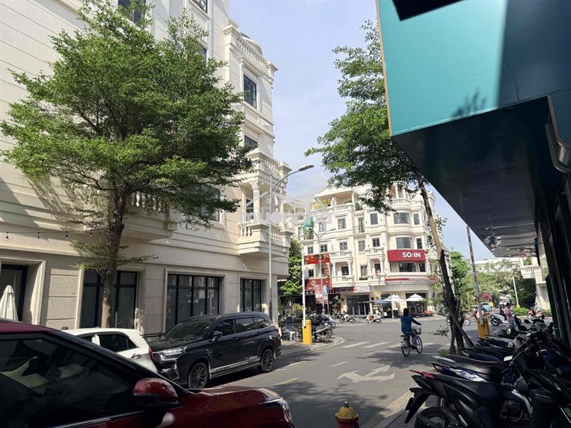 Sang nhà làm căn hộ ở kdc cityland park hills gò vấp