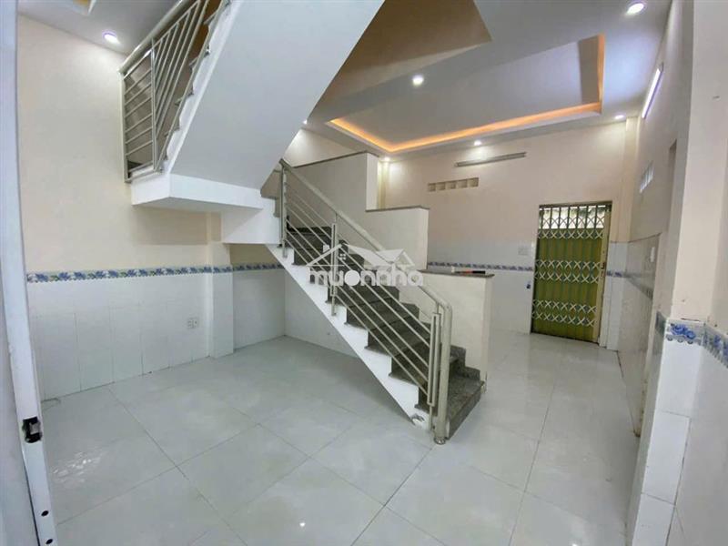 Cho thuê nhà hẻm 50 gò dầu . dt 4,5 x 20 m đúc 1 lầu vị trí cực đẹp 