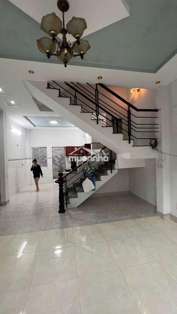 Nhà thuê mã lò 5×12_1 lầu+ sân thượng