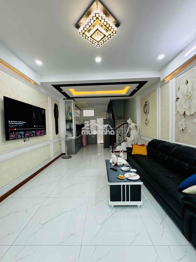 Bán nhà mới đường tô hiến thành. (4m x 11m). 5 tầng đúc. giá 8.8 tỷ tl