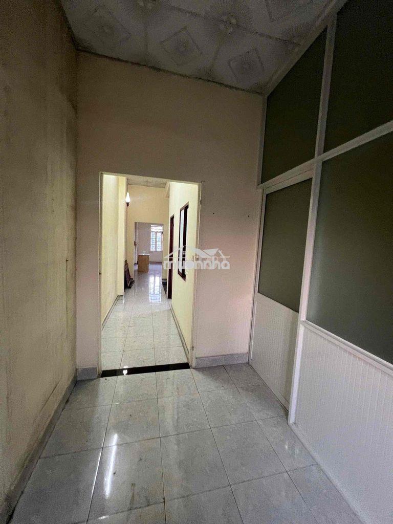 Bán nhà lầu khu tái định cư bigc go dĩ an giá ngộp - 4