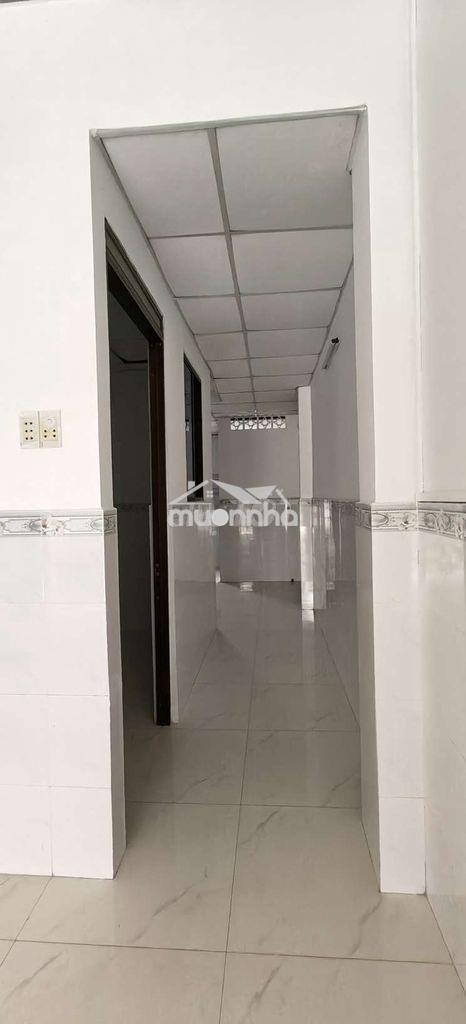Gấp bán . nhà hẻm xe hơi 52m2 đất . 3 phòng . chỉ 3,9 tỷ - 2