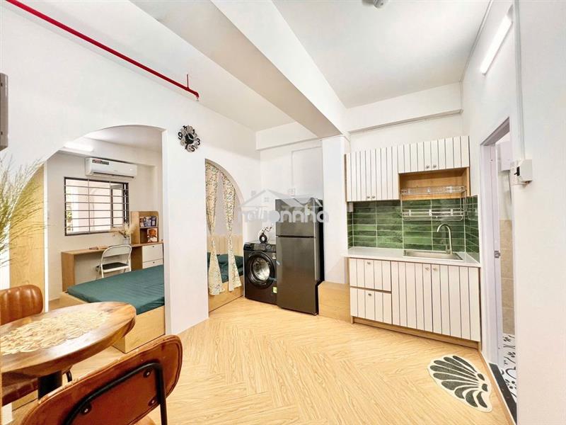 Căn hộ cao cấp 35m2 bancon 50/ trường sơn q.tân bình(đối diện sân bay)