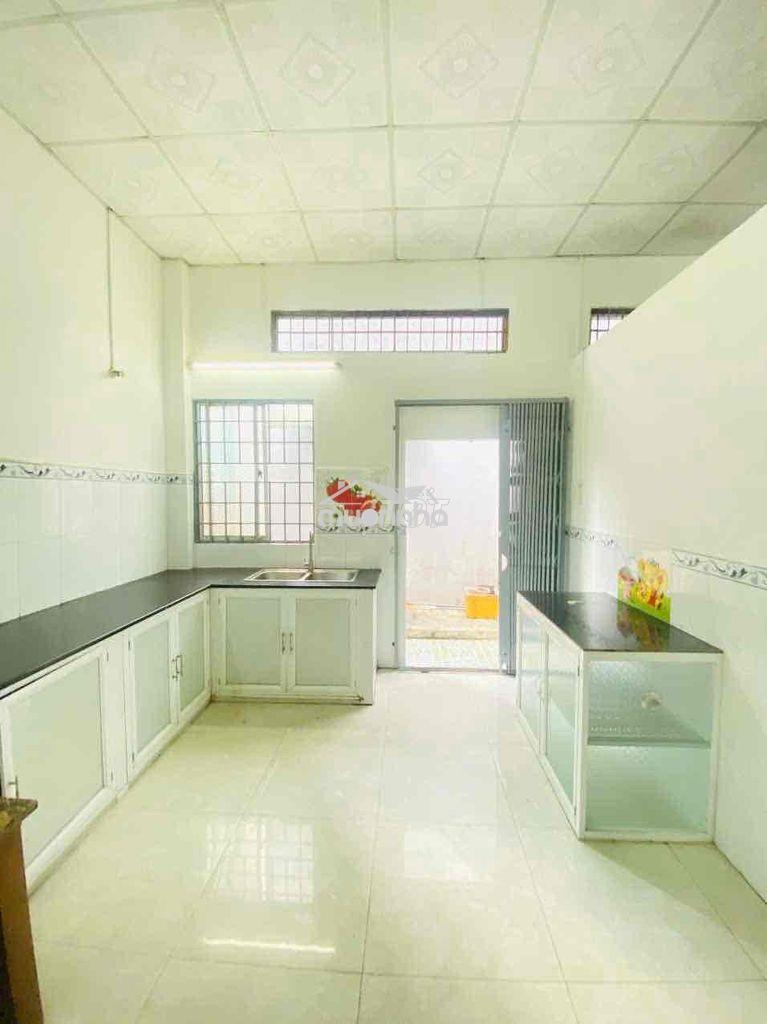 Cho thuê nhà trệt lửng rộng - có nội thất - chung kdc nam long - 4