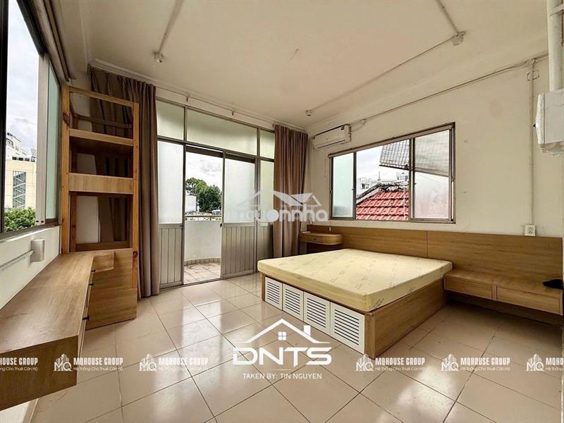 Căn hộ 2pn 60m2 balcony cửa sổ thang máy cv lê văn tám chợ tân định