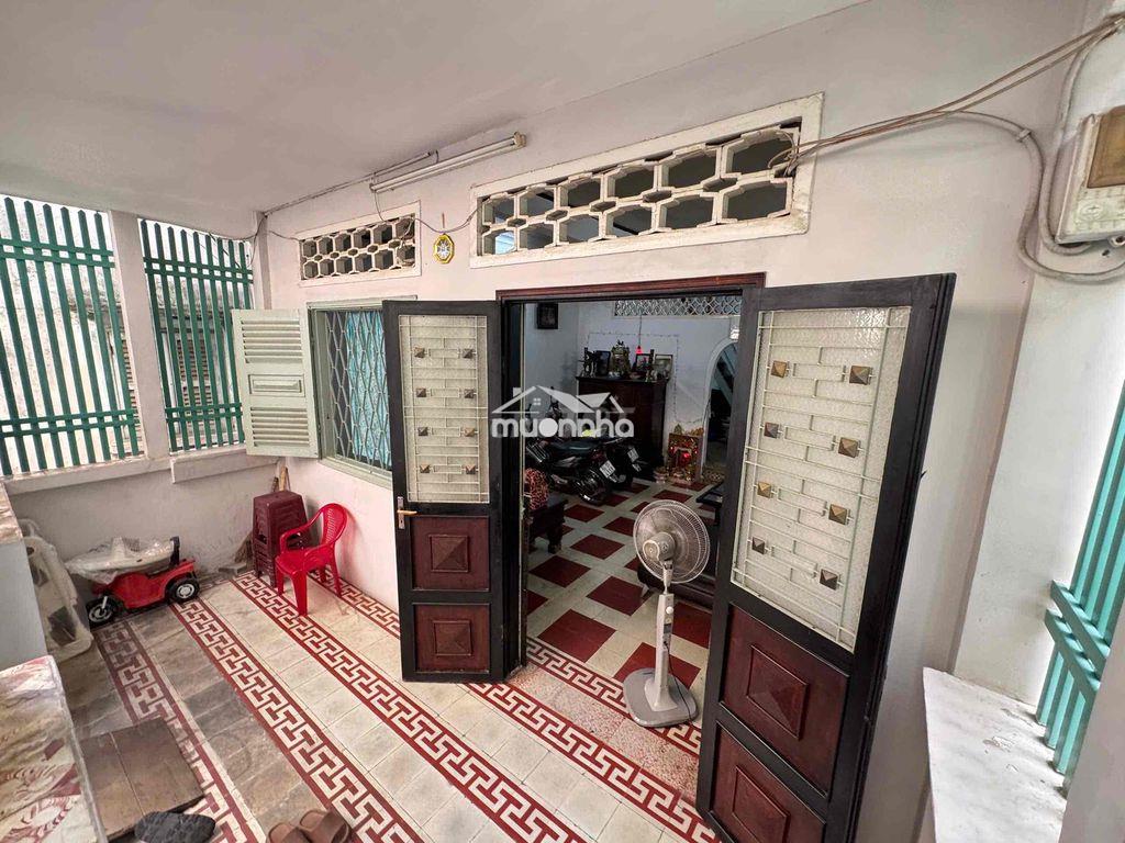 Bán nhà diện tích lớn 70m2 - 4