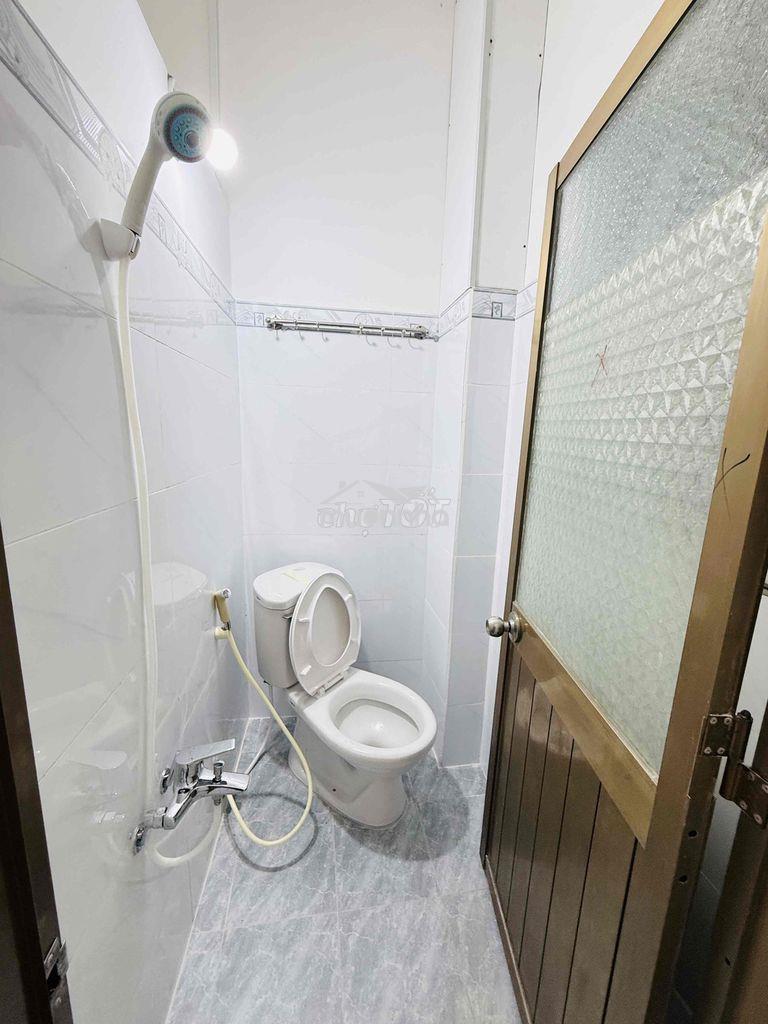 Phòng nhỏ có wc riêng - nguyễn trọng tuyển- gần nguyễn văn trỗi - 4