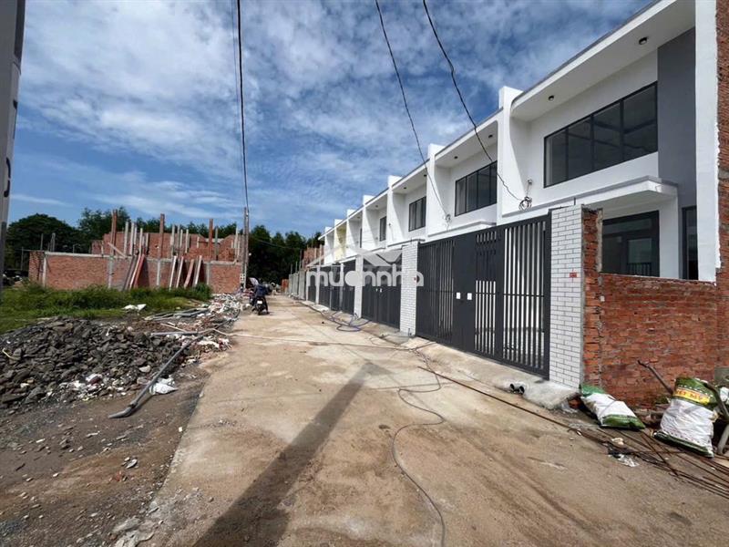 Bán gấp đất sổ riêng thổ cư nằm ngay hl15 phường tân triều