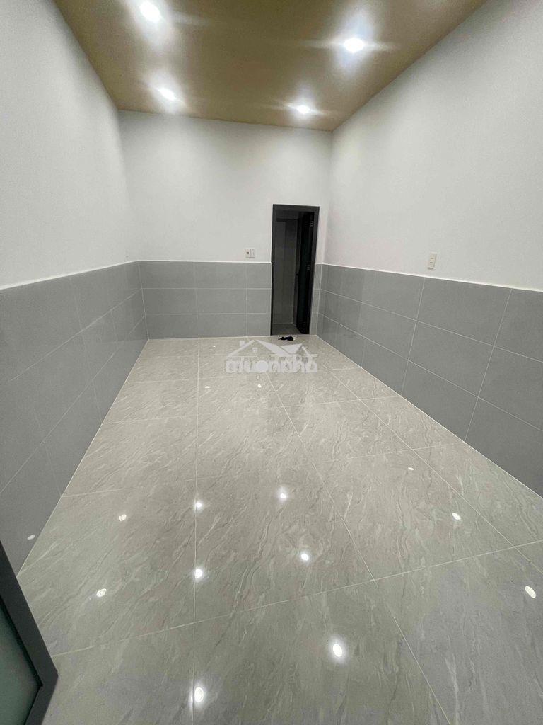 Nhà mtkd hoàng xuân hoành.tân phú.dt:5m x 12m nở hậu l.gồm 1pn 2wc. - 2