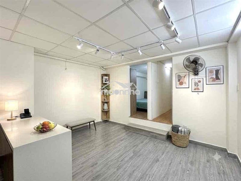 Cho thuê 2 phòng ngủ mặt tiền tô hiến thành - quận 10 - giá siêu rẻ