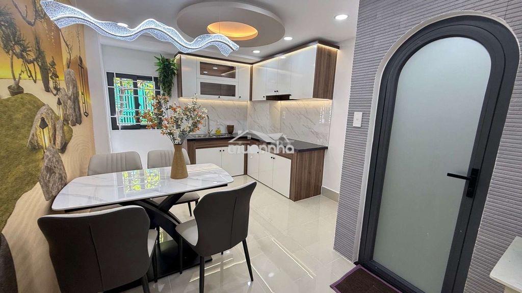 Nhà đẹp 3 tầng 45m² - 3 pn - nhỉnh 5 tỷ - 3