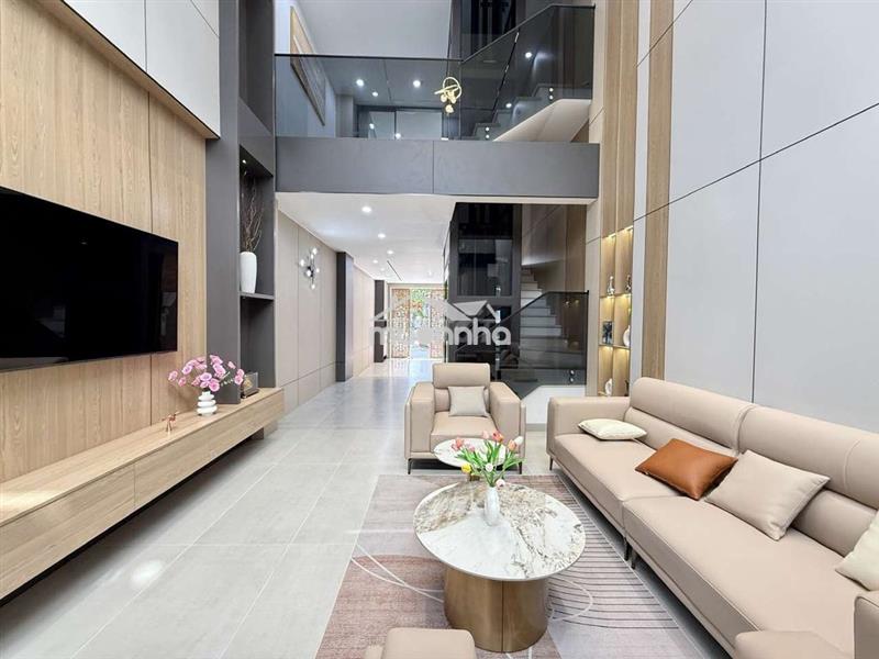 Siêu phẩm đẹp 4,5m x 20m. 4 tầng có thang máy hẻm 8m 1/ thạnh xuân 25