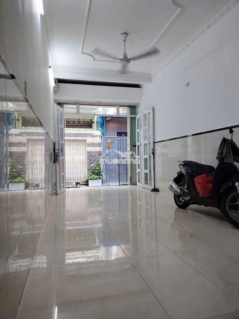 Nhà nc mới đẹp 3,5x15 trên lầu 2pn 2vs huỳnh văn bánh p17 phú nhuận - 2