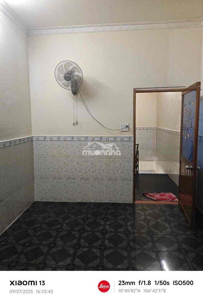 Nhà 2 phòng ngủ 3x8 hoàng diệu. khu 20 thước - 3