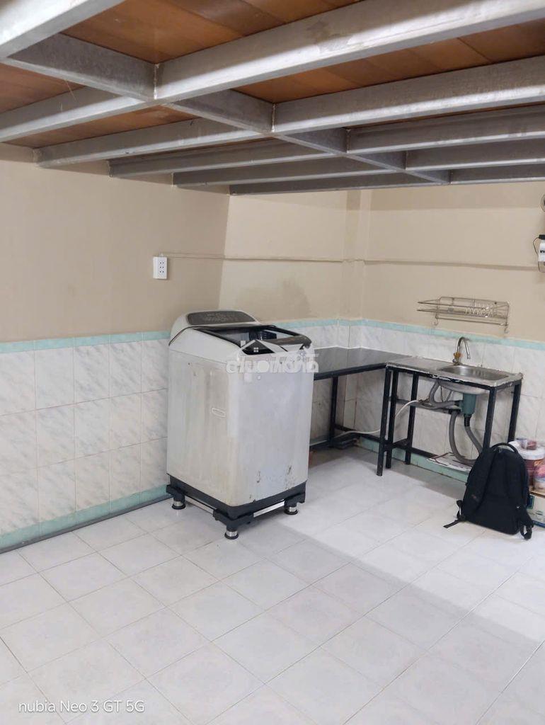 Siêu phẩm 1 trệt 1 lầu ngay chợ bà chiểu - 45m2 -sân vườn 8m trước nhà - 2