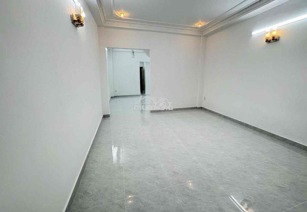 Nhà hẻm xe hơi tô hiến thành q10 btct 4,2x16m,2pn2wc kd sầm uất, ở oke - 4