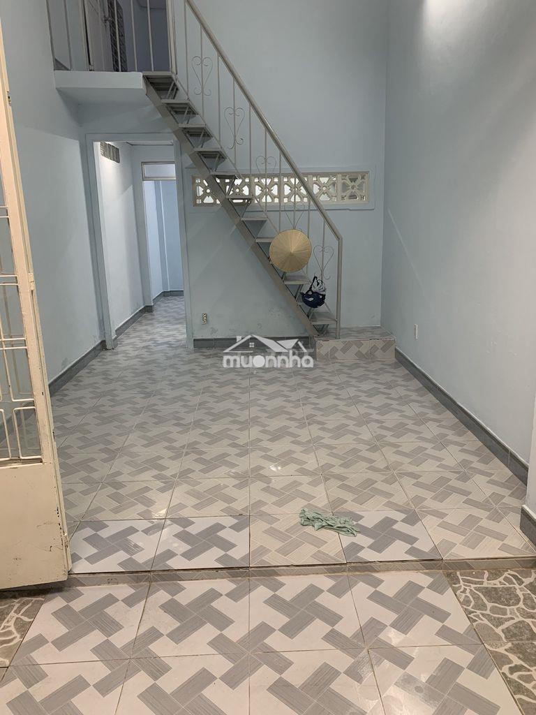 Cho thuê nhà 3,2x11m , đường đỗ nhuận, tân phú.