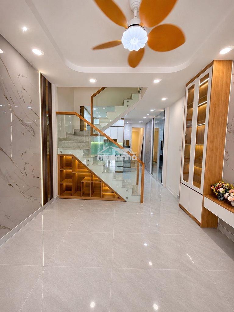 Nhà 45m² – 3 phòng ngủ – có phòng ngủ tầng trệt – quận 11