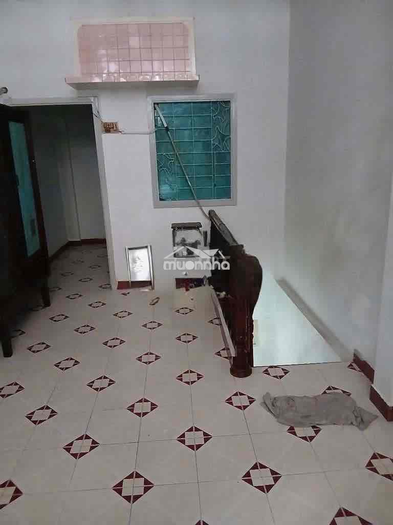 Cho thuê nhà nguyễn tiểu la 3x9 2pn gần ￼mặt tiền q10 - 2