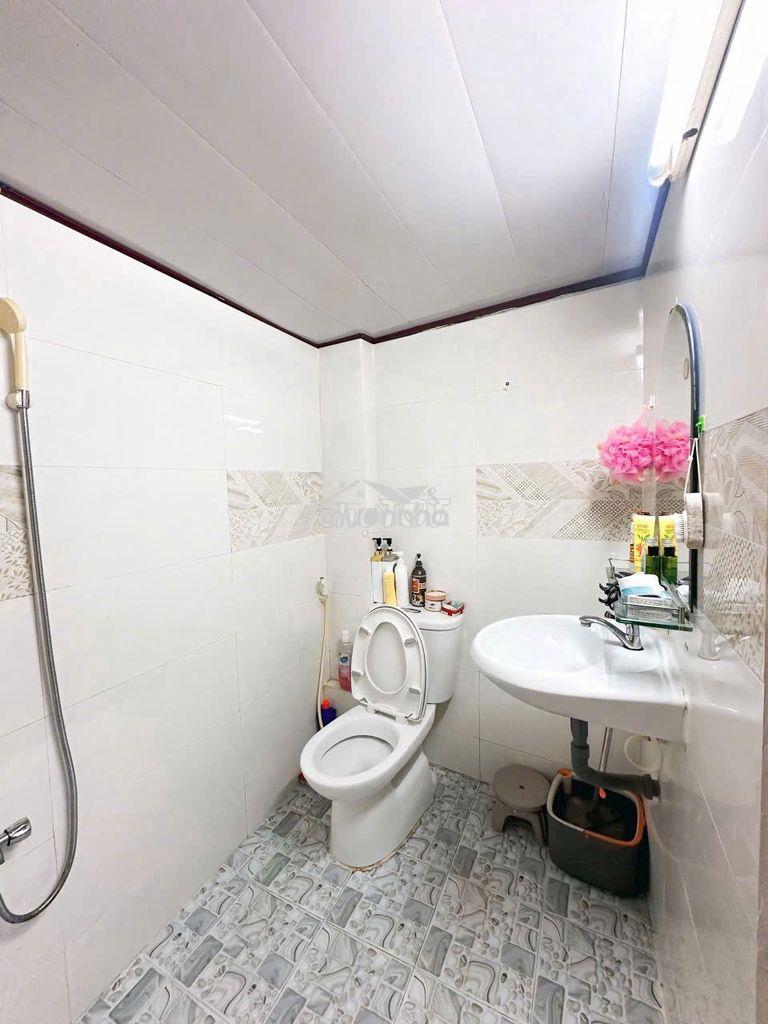 Chỉ 3 tỷ có nhà khu bắc hải, quận 10 - dt: 6m x 4m (24m2) - 2
