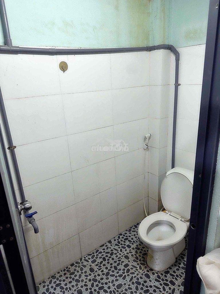 Nhà [ 4 x 14] 1 lửng suốt,hẻm 5m cụt ,kênh nước đen,bình tân - 4