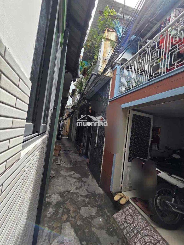 Nhà quận 8 sát mặt tiền, giá 2 tỷ 300 triệu 🎉🎉