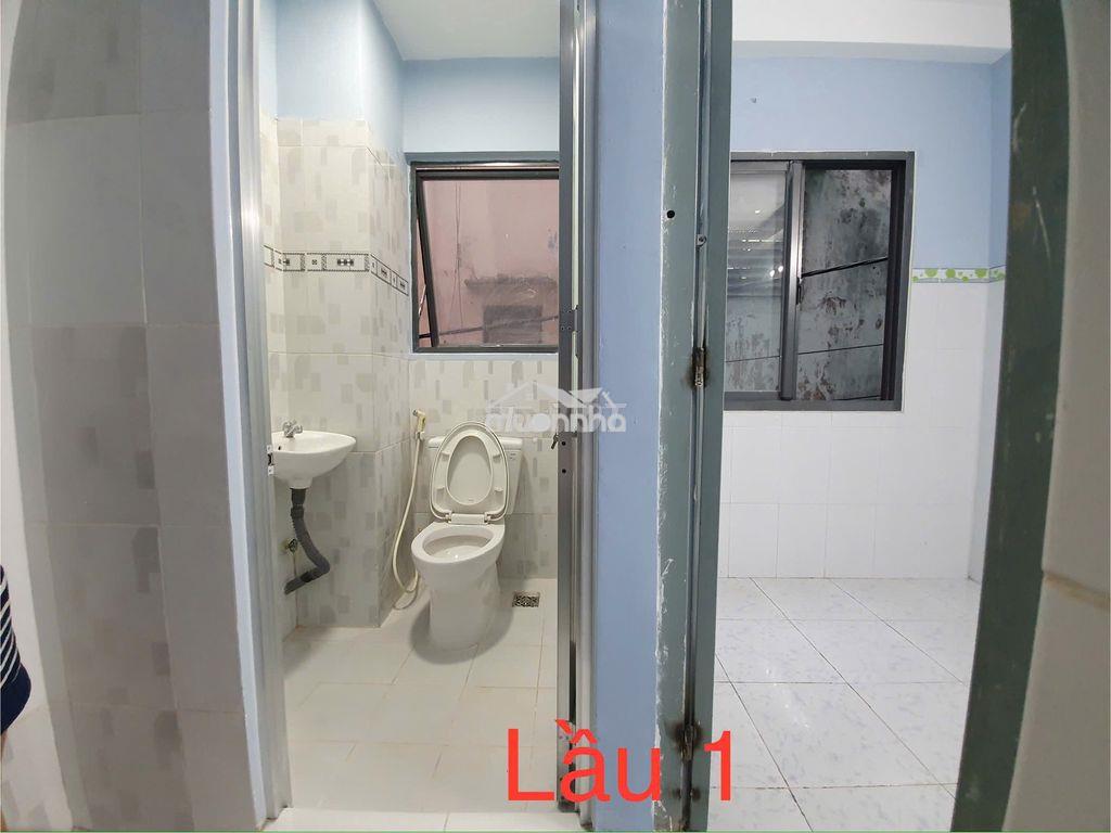 Nc ngay chợ phạm văn hai, q.tb. 1trệt, 4lầu, 3wc. dtsd 90m2 - 2